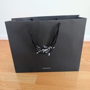 Arc'teryx Arcteryx Black Large Shopping Tote Gift Bag Double Handles